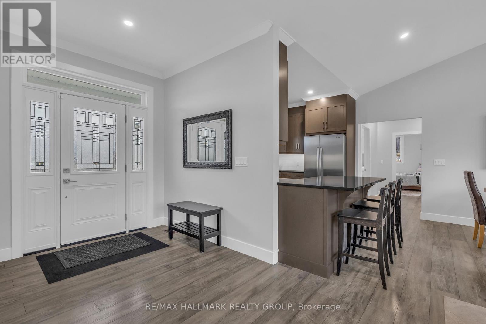1077 Shearer Drive, Brockville, Ontario  K6V 7K1 - Photo 3 - X13412526