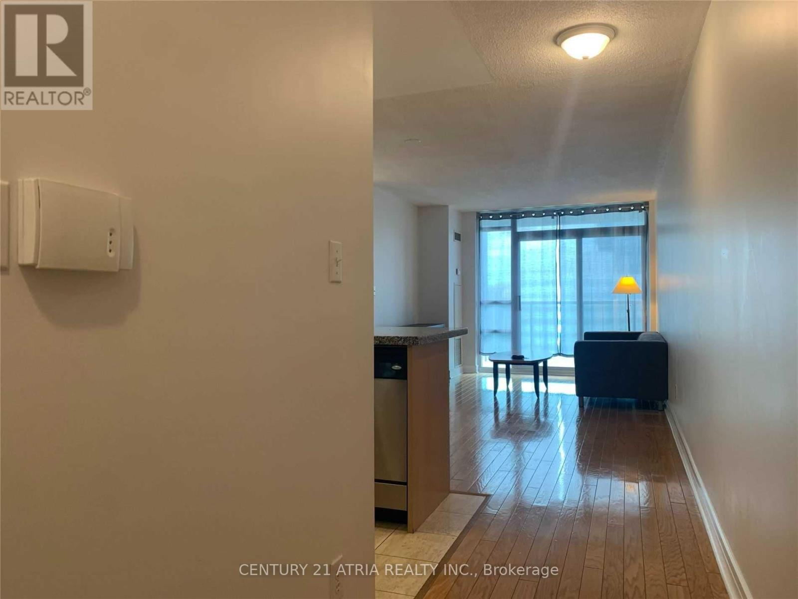 2001 - 16 Harrison Garden Boulevard, Toronto (Willowdale East), Ontario  M2N 7J6 - Photo 2 - C13412508