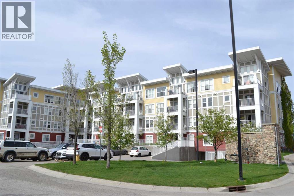 321, 402 Marquis Lane SE, Calgary, Alberta  T3M 2G7 - Photo 2 - A2278008