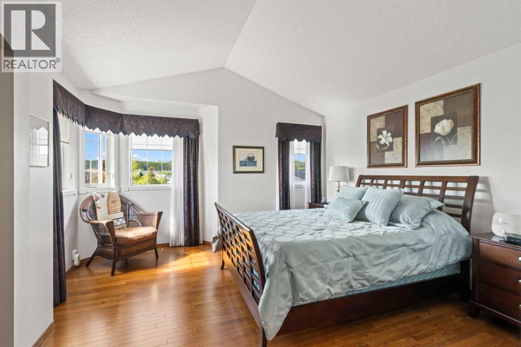 37 Riverview Close, Cochrane, Alberta T4C 1K7 - Photo 18 - A2317759