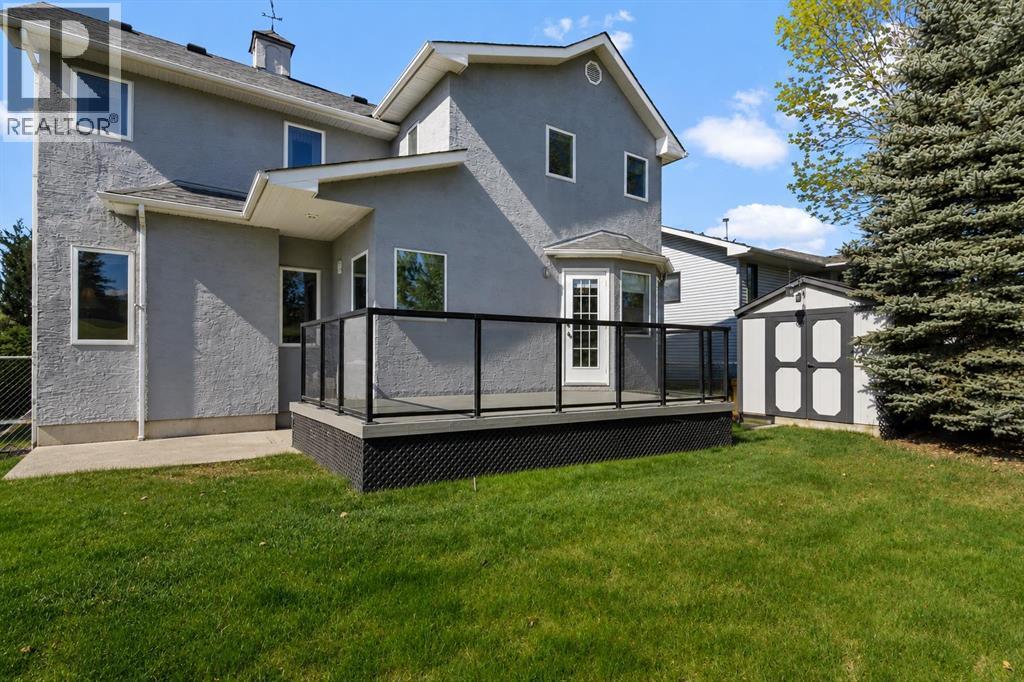 37 Riverview Close, Cochrane, Alberta T4C 1K7 - Photo 30 - A2317759