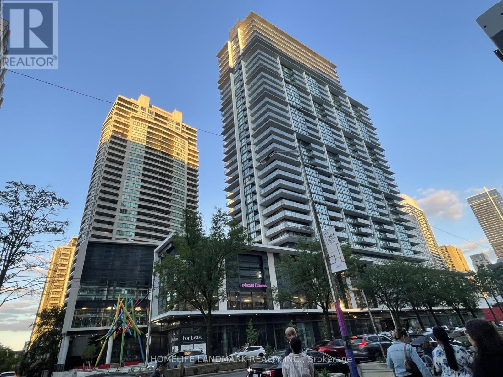1009 - 4955 Yonge Street, Toronto, Ontario  M2N 0L8 - Photo 2 - C13151406