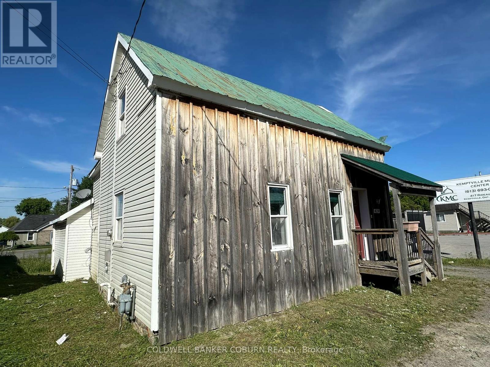 419 Rideau Street, North Grenville, Ontario K0G 1J0 - Photo 2 - X13412554