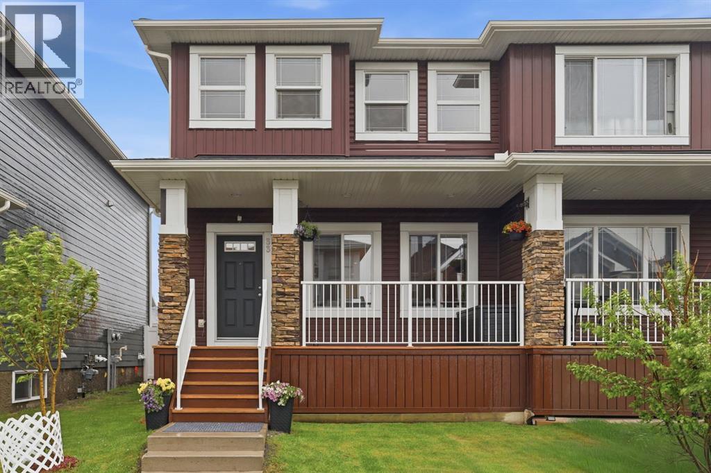 33 Redstone Common Ne, Calgary, Alberta  T3N 0K3 - Photo 1 - A2316987