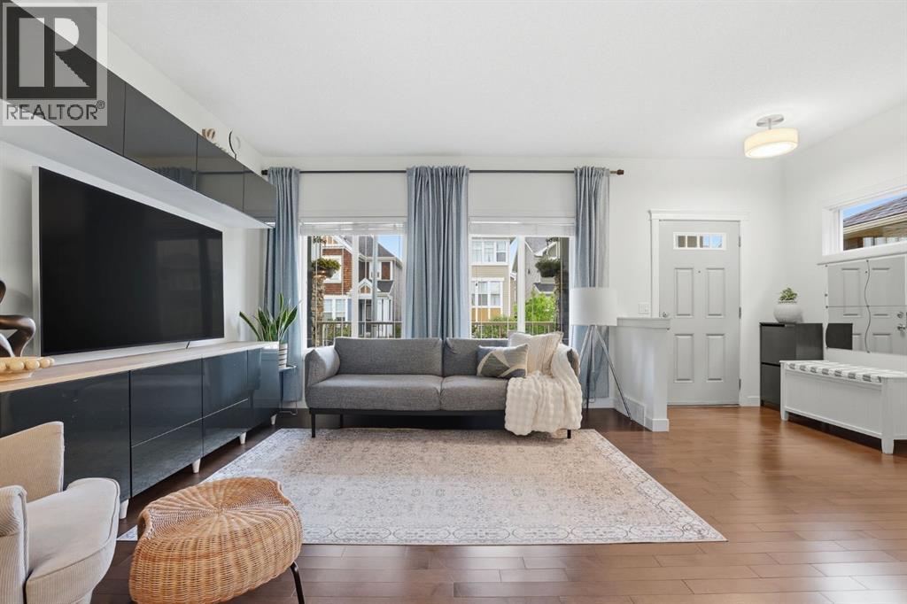 33 Redstone Common Ne, Calgary, Alberta  T3N 0K3 - Photo 5 - A2316987