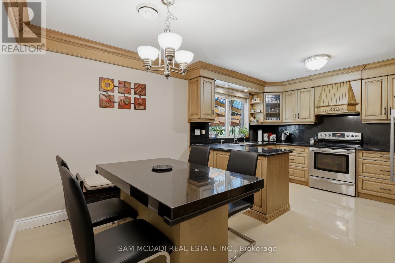 5078 Durie Road, Mississauga, Ontario  L5M 2C7 - Photo 11 - W13412546