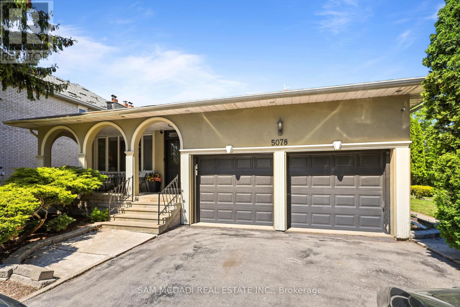 5078 Durie Road, Mississauga, Ontario  L5M 2C7 - Photo 3 - W13412546