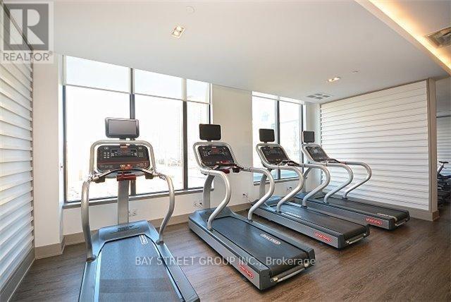 1503 - 510 Curran Place, Mississauga (City Centre), Ontario  L5B 0J8 - Photo 14 - W13412562