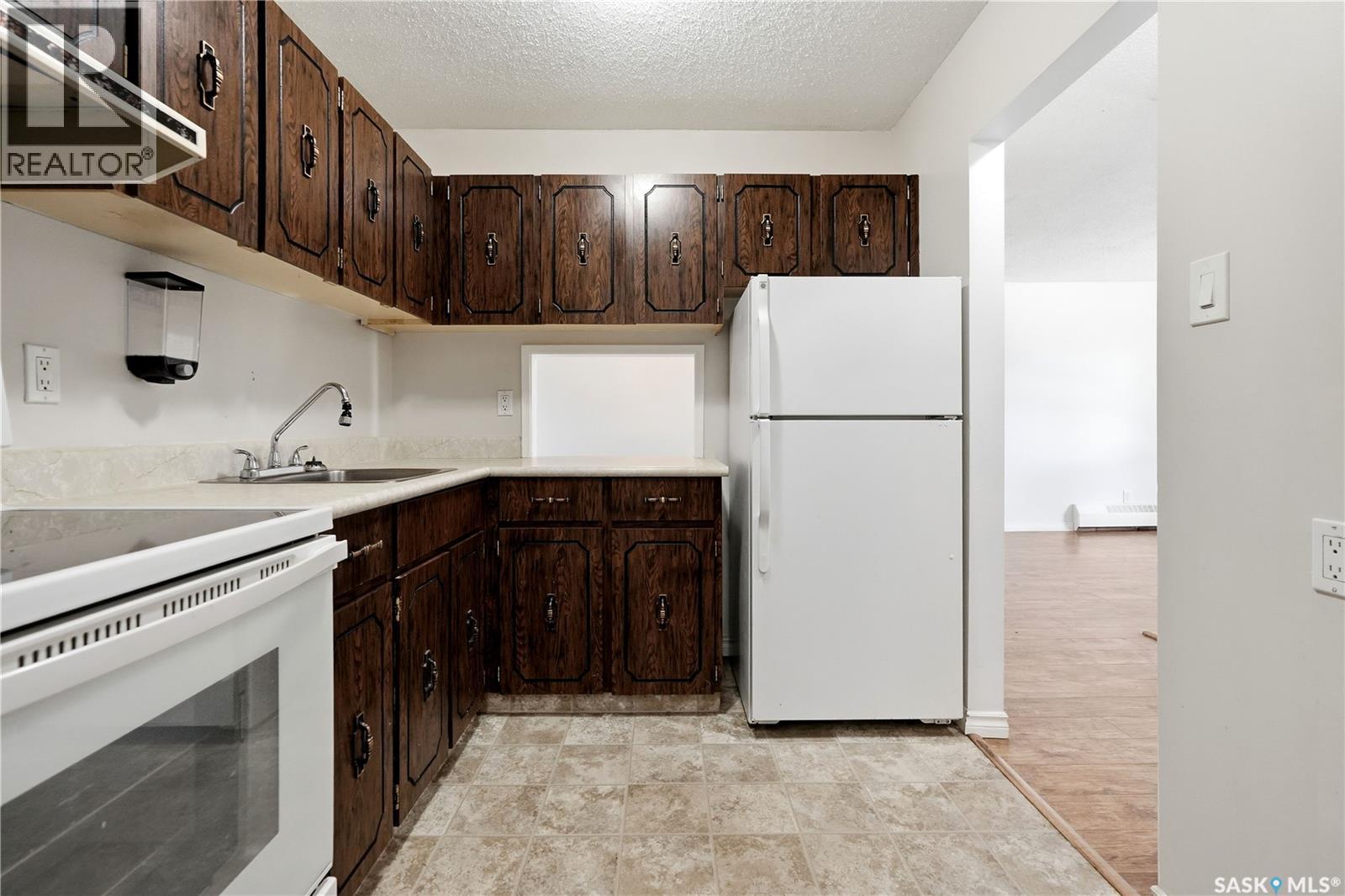 A 64 Nollet Avenue, Regina, Saskatchewan  S4T 7P9 - Photo 11 - SK037792
