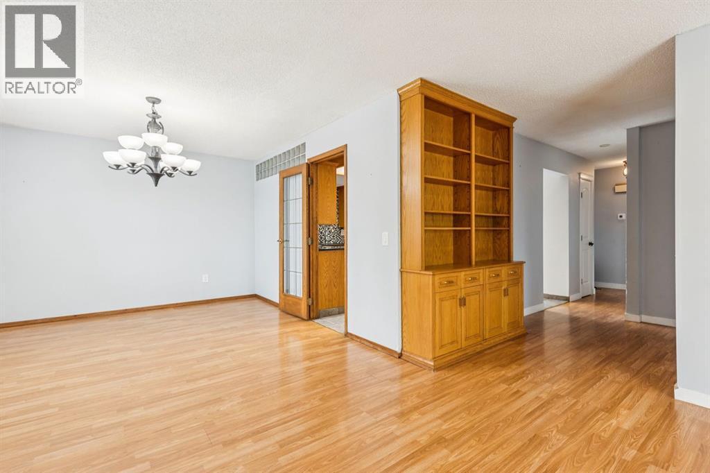755 Whitemont Drive NE, Calgary, Alberta  T1Y 3H1 - Photo 6 - A2318208