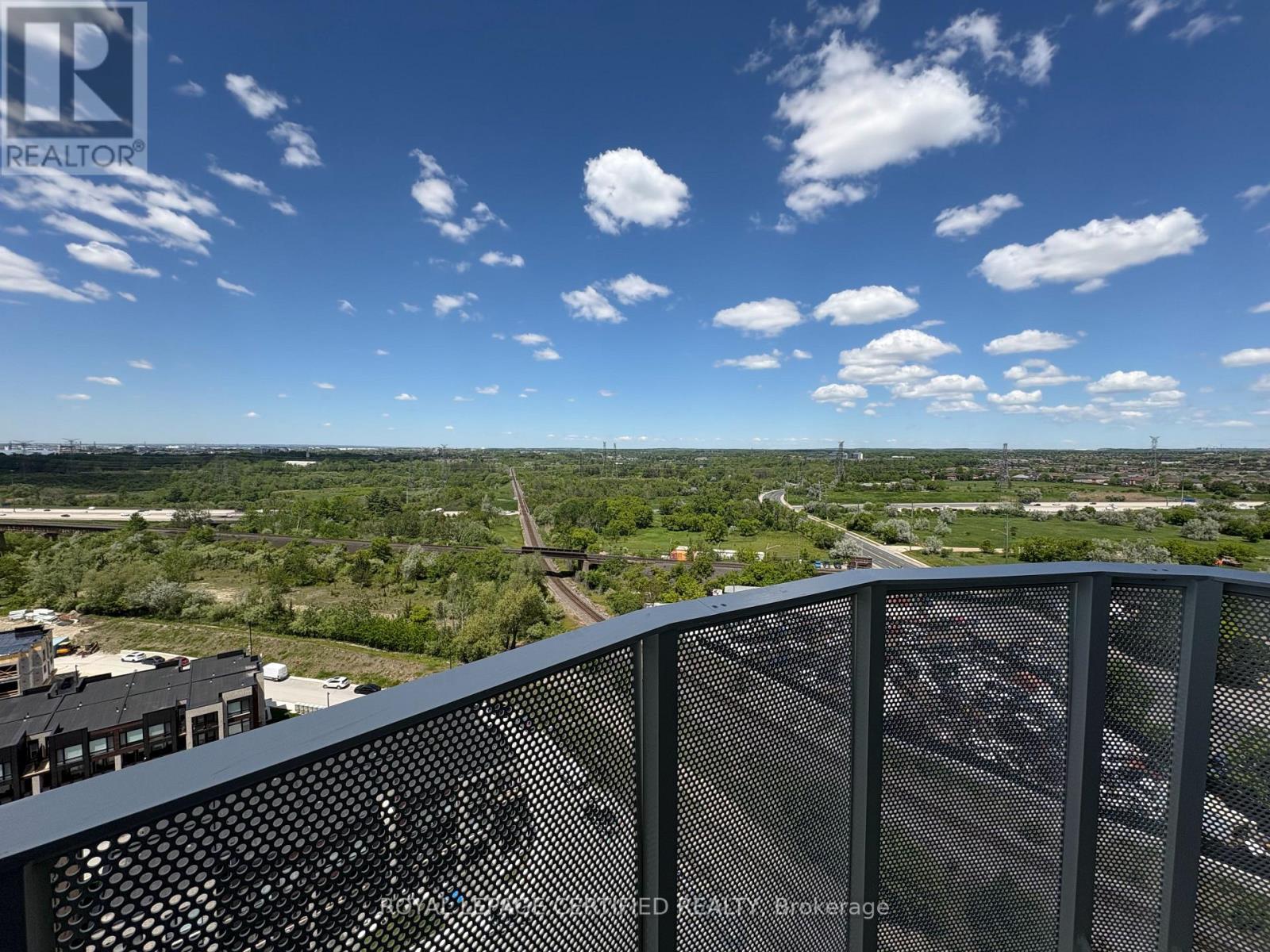 1408 - 10 Flavelle Trail, Vaughan, Ontario  L4L 1V8 - Photo 3 - N13412410