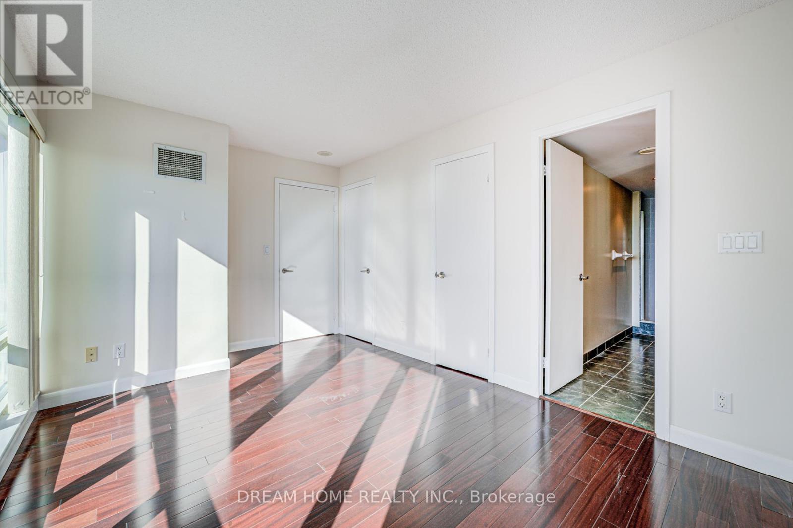 2808 - 210 Victoria Street, Toronto, Ontario  M5B 2R3 - Photo 21 - C13412584