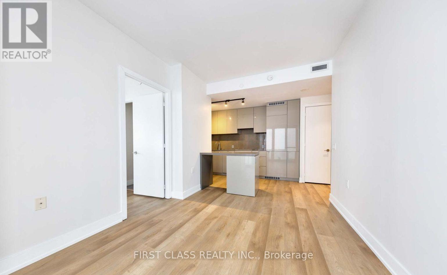 5305 - 7 Grenville Street, Toronto, Ontario  M4Y 1A1 - Photo 2 - C13412592