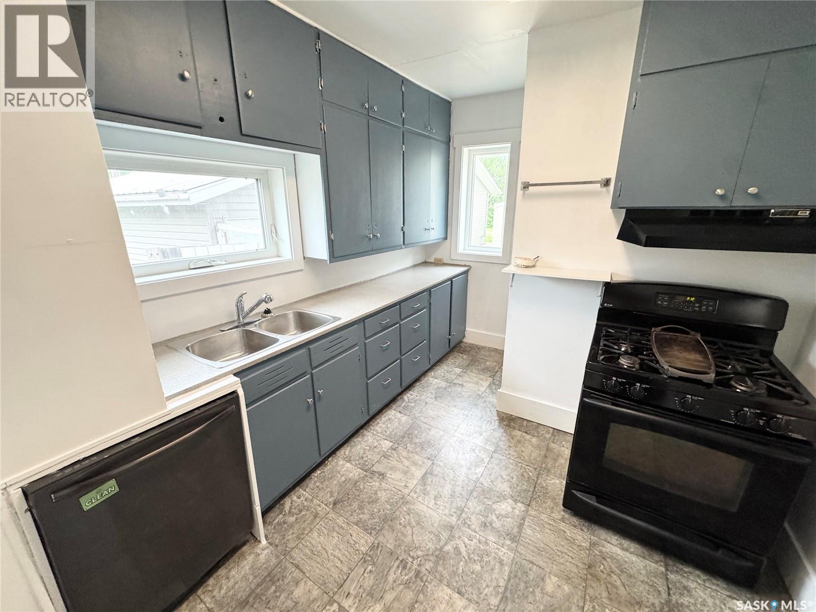 212 Crawford Avenue W, Melfort, Saskatchewan  S0E 1A0 - Photo 12 - SK038580