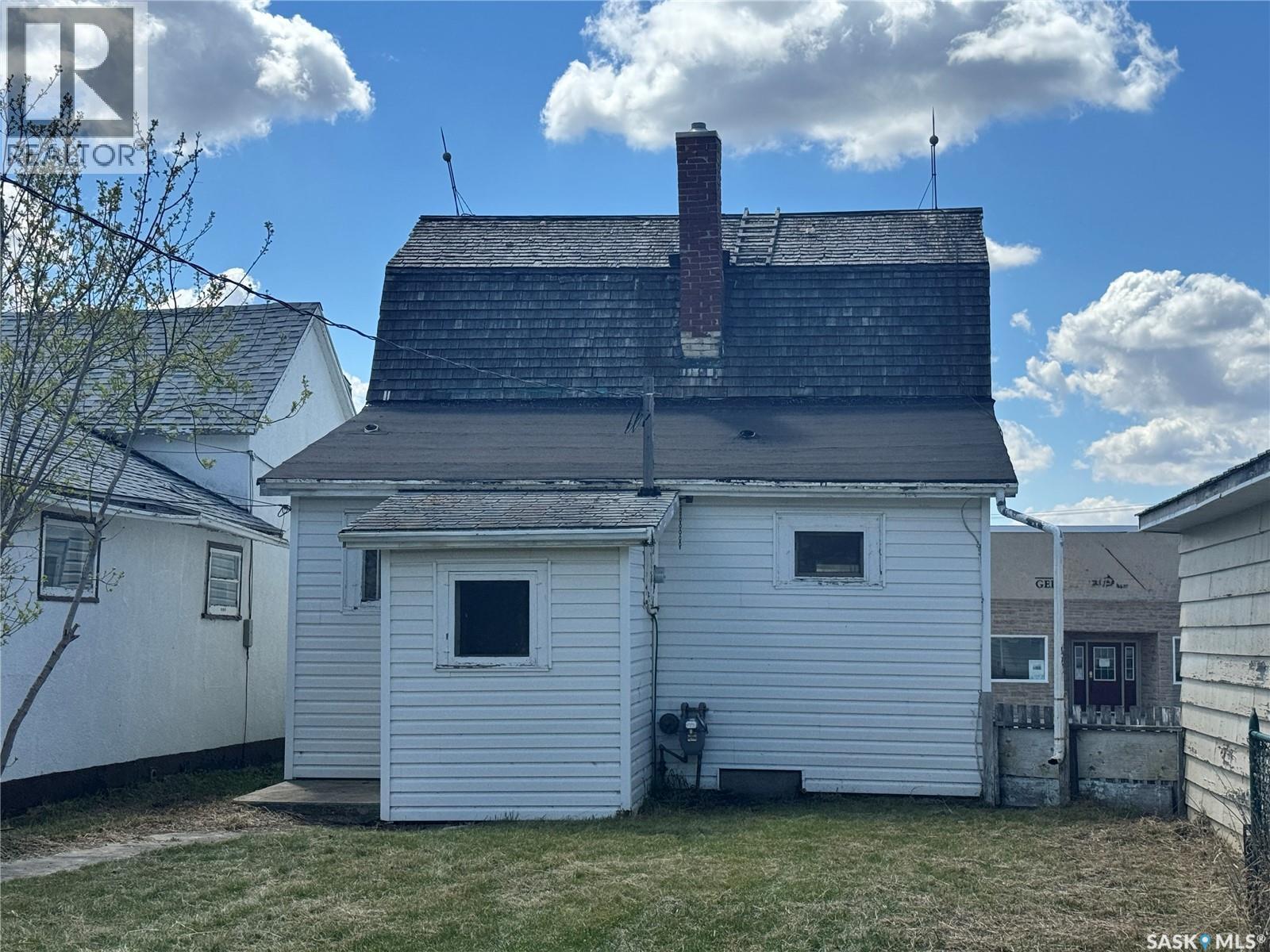 117 2nd Avenue E, Biggar, Saskatchewan  S0K 0M0 - Photo 26 - SK038388