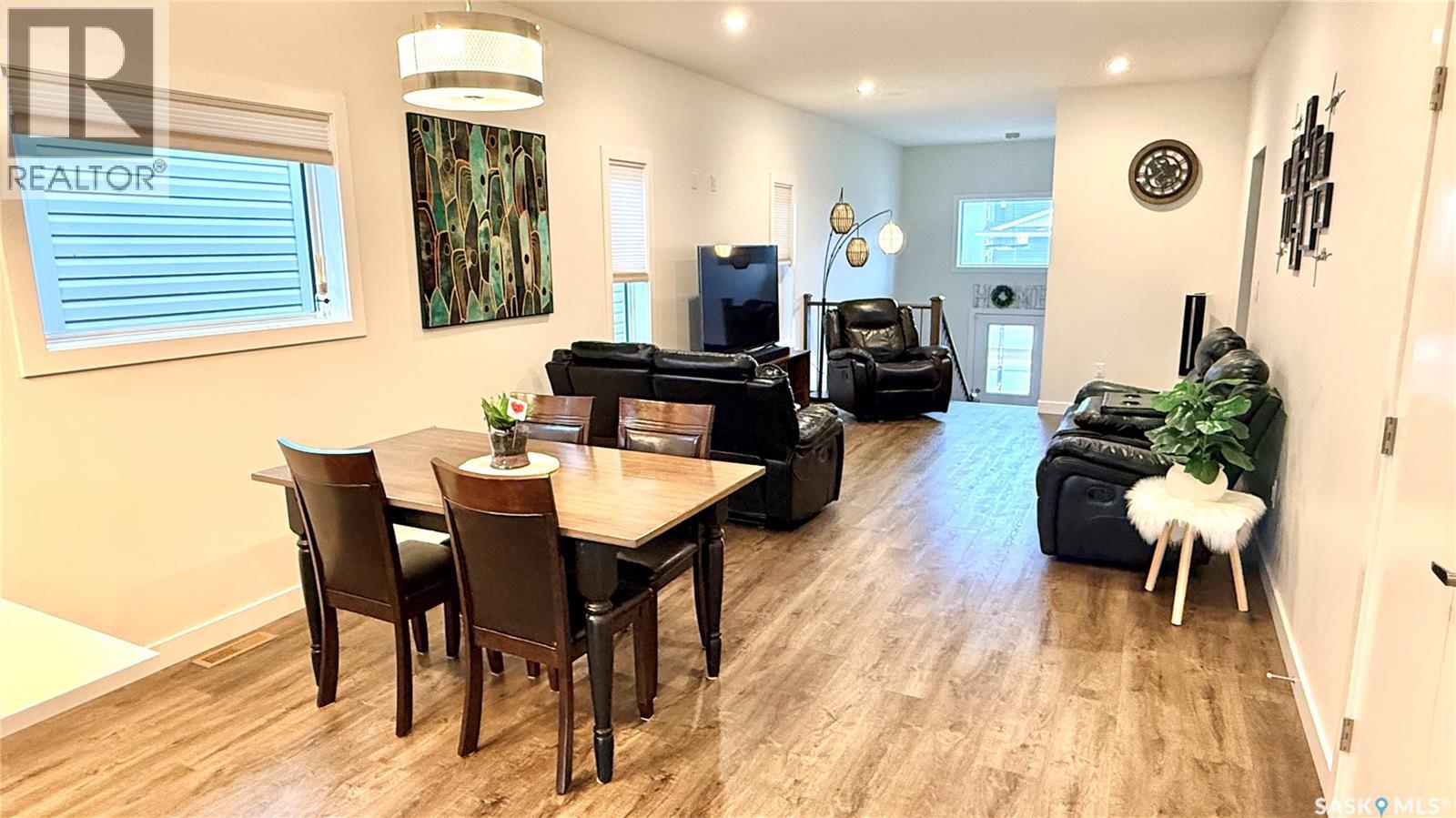 215 Thakur Street, Saskatoon, Saskatchewan  S7W 1C4 - Photo 8 - SK038508