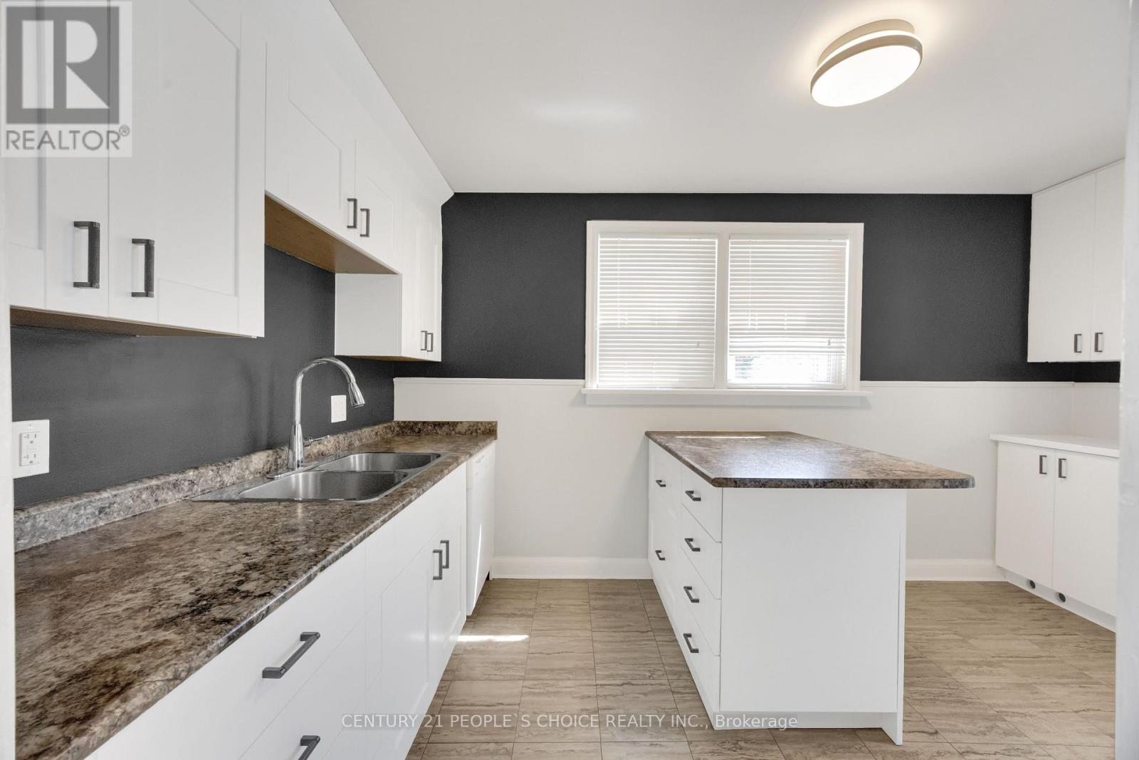 50 Columbia Street W, Waterloo, Ontario  N2L 3K5 - Photo 12 - X13412590