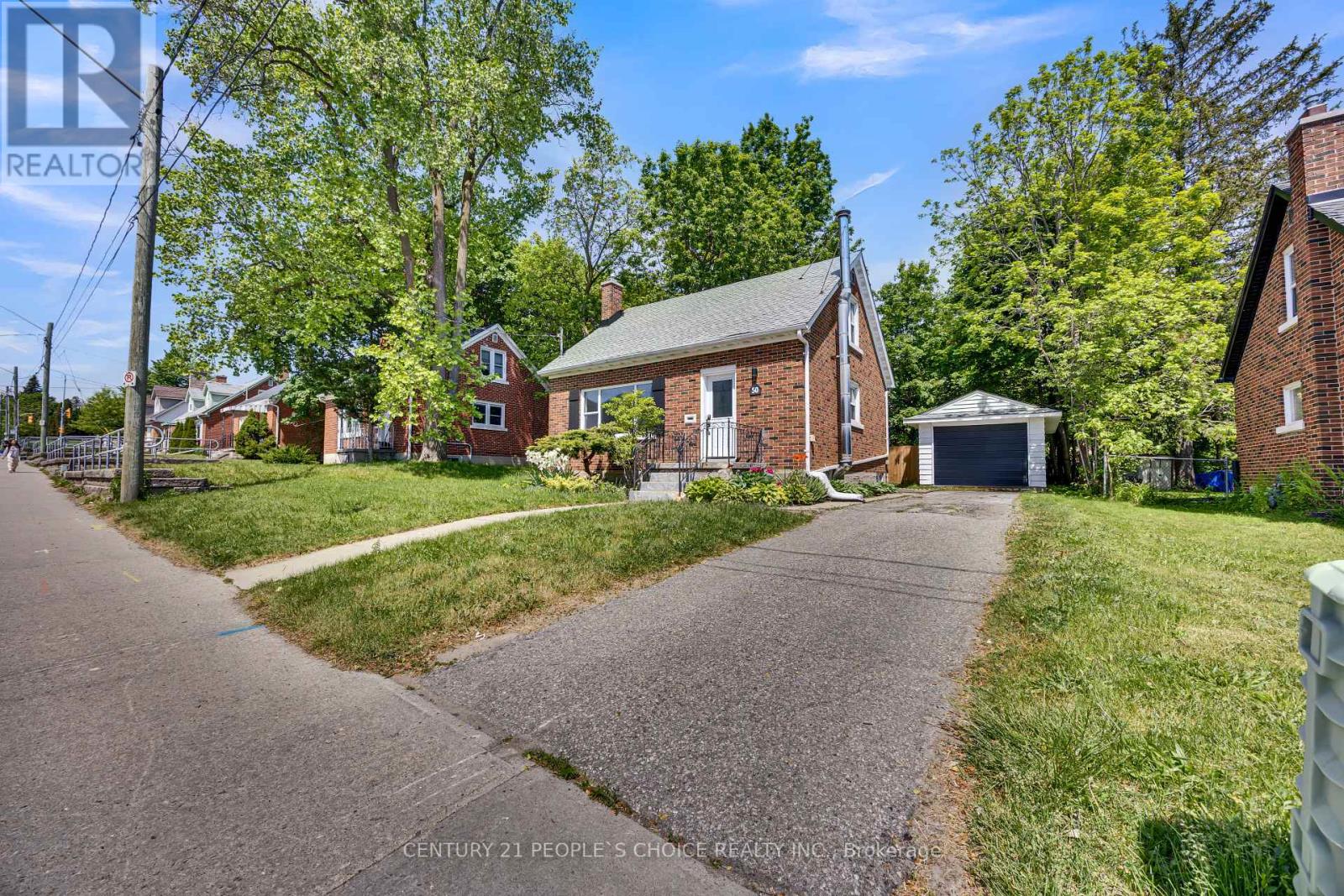 50 Columbia Street W, Waterloo, Ontario  N2L 3K5 - Photo 2 - X13412590