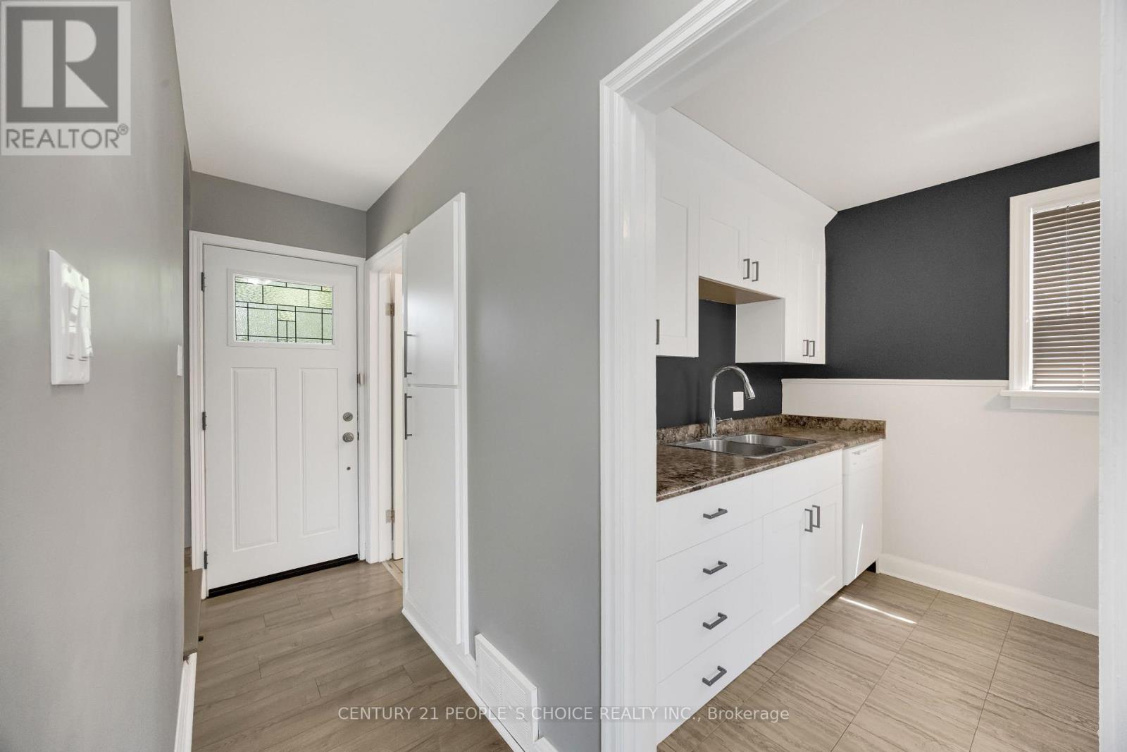 50 Columbia Street W, Waterloo, Ontario  N2L 3K5 - Photo 22 - X13412590