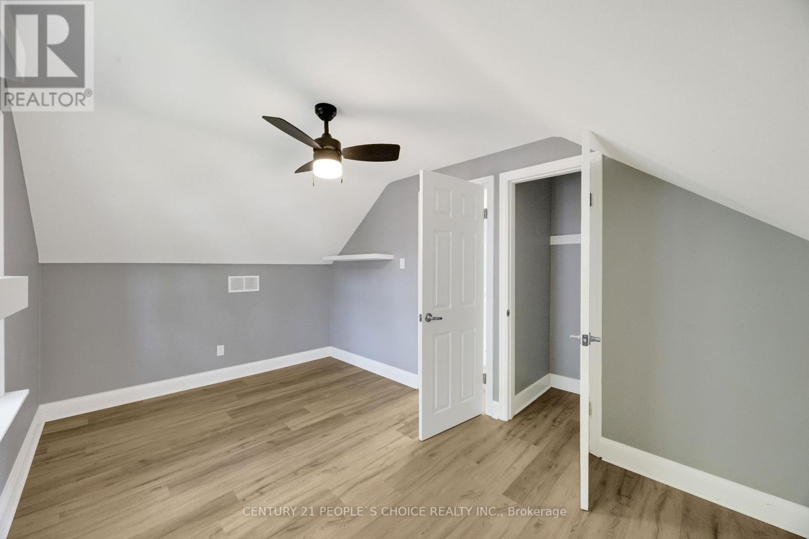 50 Columbia Street W, Waterloo, Ontario  N2L 3K5 - Photo 27 - X13412590