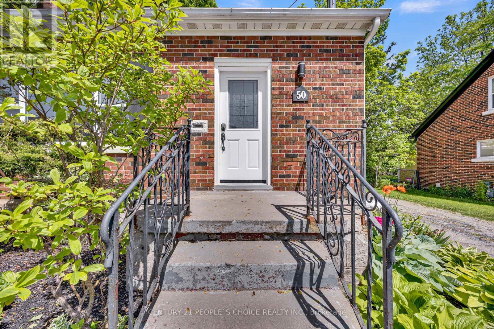 50 Columbia Street W, Waterloo, Ontario  N2L 3K5 - Photo 5 - X13412590