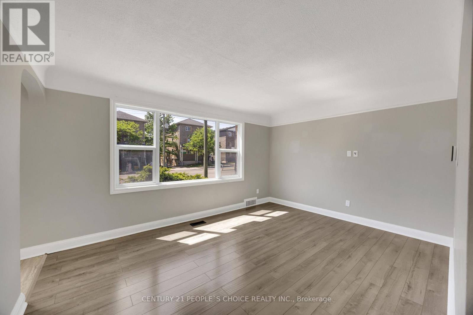 50 Columbia Street W, Waterloo, Ontario  N2L 3K5 - Photo 8 - X13412590