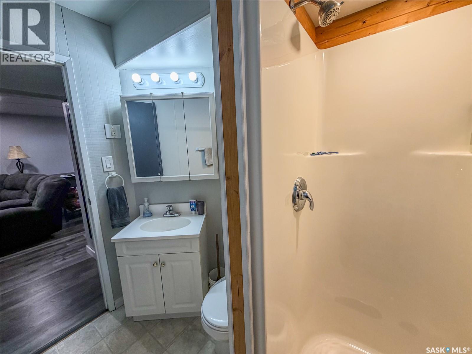 210 Wells Avenue E, Langenburg, Saskatchewan  S0A 2A0 - Photo 30 - SK031525