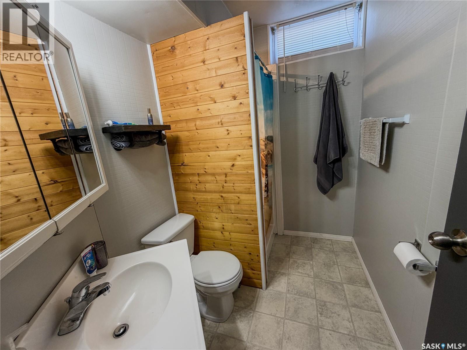 210 Wells Avenue E, Langenburg, Saskatchewan  S0A 2A0 - Photo 29 - SK031525