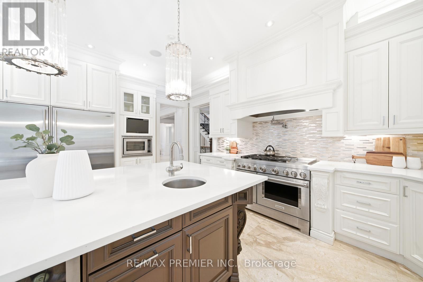 35 Normandale Crescent, Toronto, Ontario  M2P 1M7 - Photo 18 - C13236830