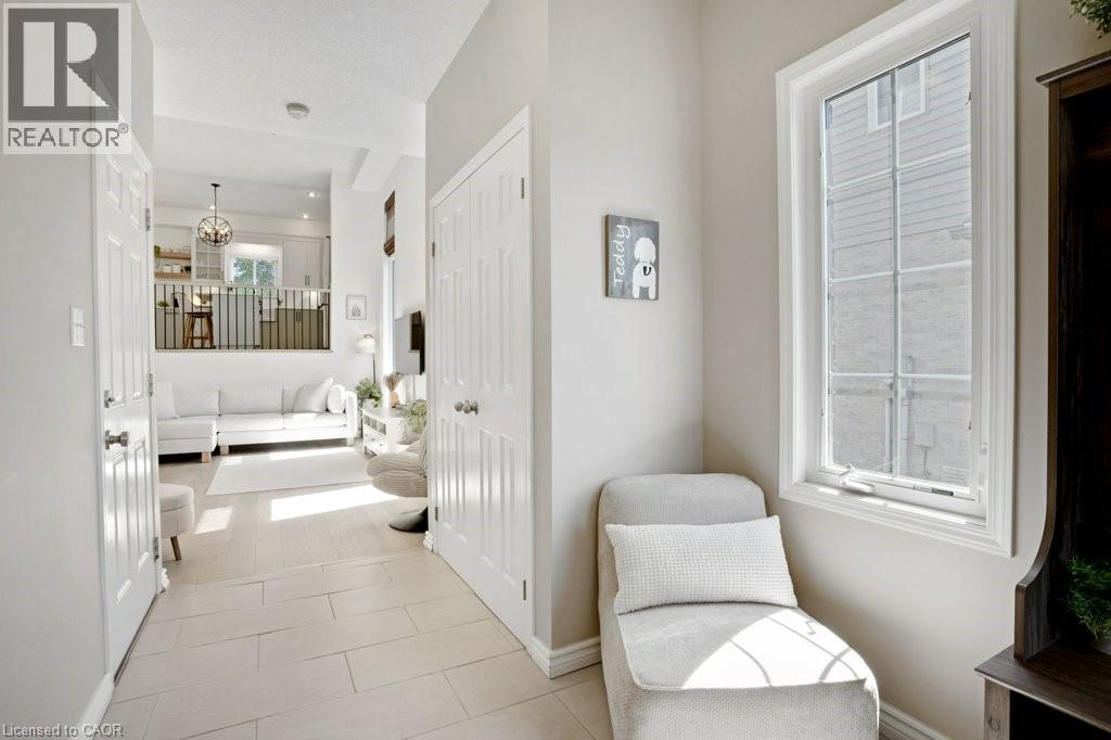 397 Parkvale Drive, Kitchener, Ontario  N2R 1Y2 - Photo 5 - 40837564
