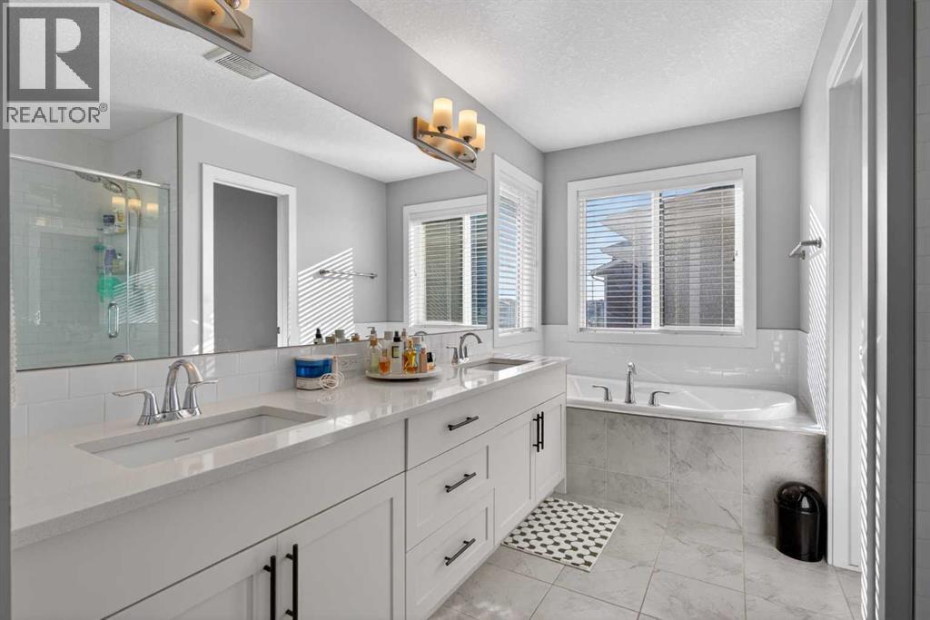 126 Bayview Circle Sw, Airdrie, Alberta  T4B 4H2 - Photo 38 - A2307896