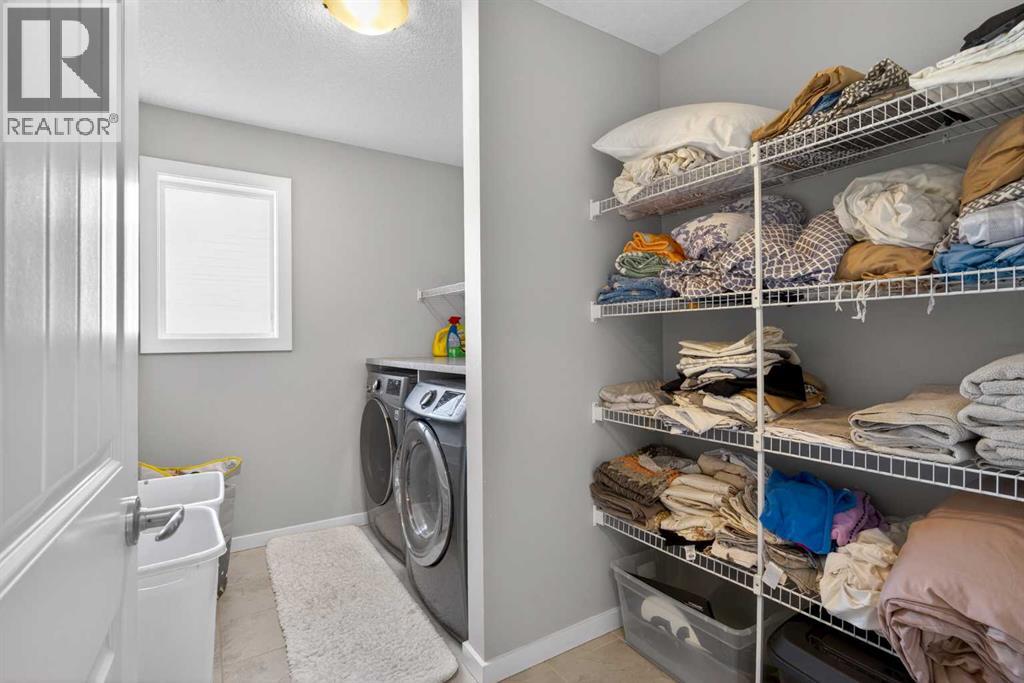 126 Bayview Circle Sw, Airdrie, Alberta  T4B 4H2 - Photo 35 - A2307896