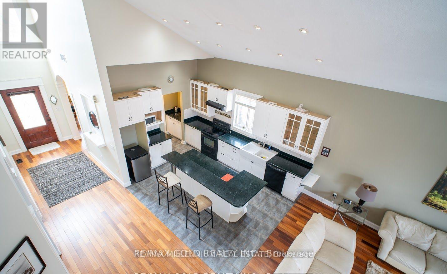 8905 Mcgarry Drive, Niagara Falls, Ontario  L2H 3P1 - Photo 8 - X13412606