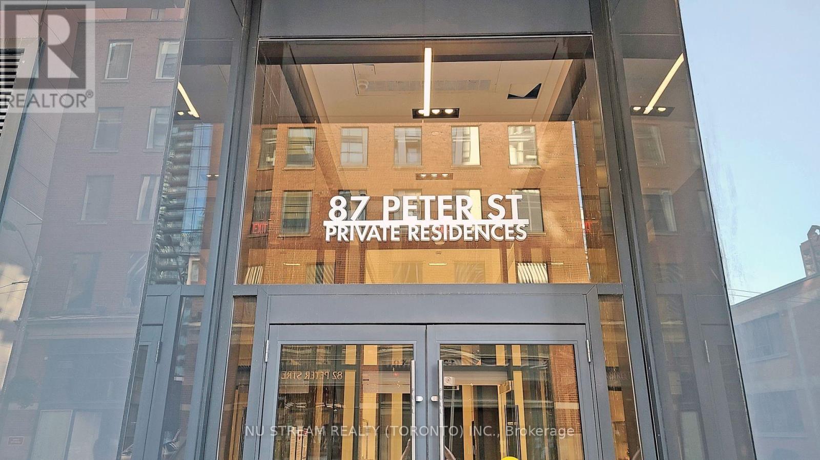 2202 - 87 Peter Street, Toronto, Ontario  M5V 2G4 - Photo 2 - C13412668