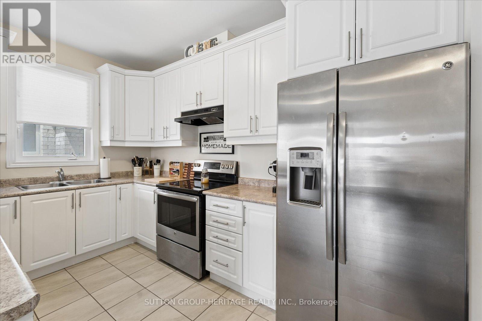 64 Pedwell Street, Clarington (Newcastle), Ontario  L1B 0E1 - Photo 8 - E13412654
