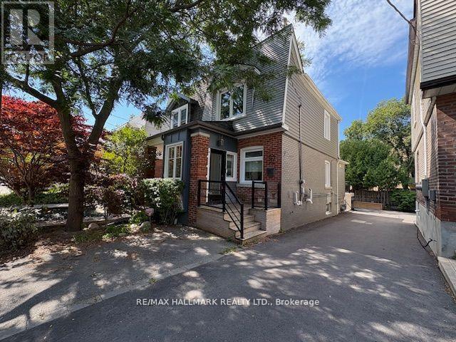 92 Hiltz Avenue, Toronto, Ontario  M4L 2N5 - Photo 4 - E13412662