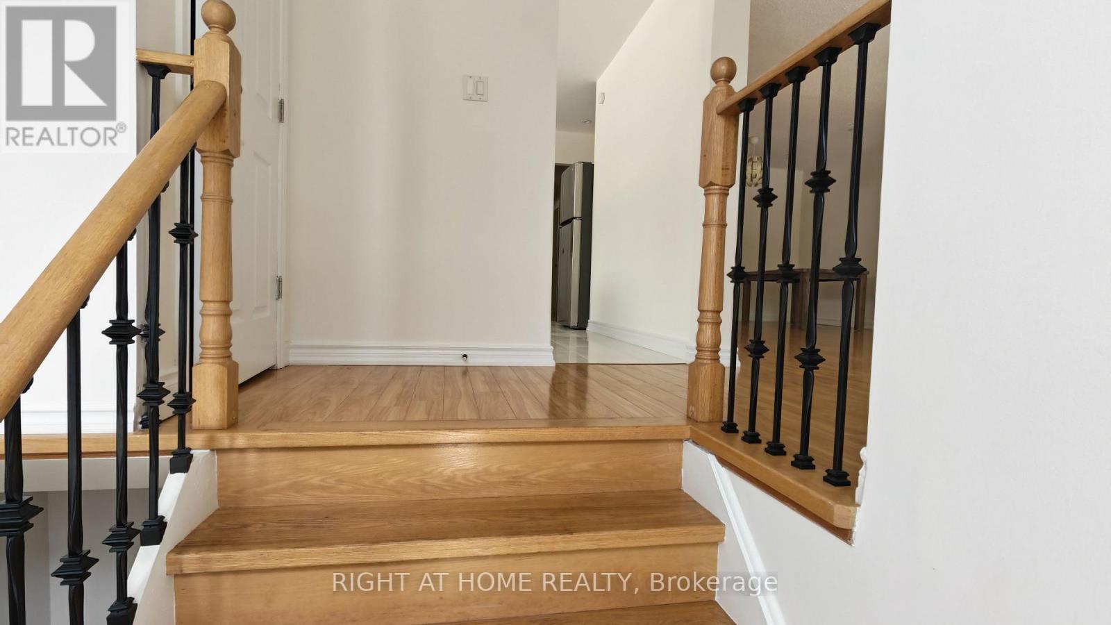 81 Heaslip Terrace, Toronto (Tam O'shanter-Sullivan), Ontario  M1T 1W8 - Photo 11 - E13412670