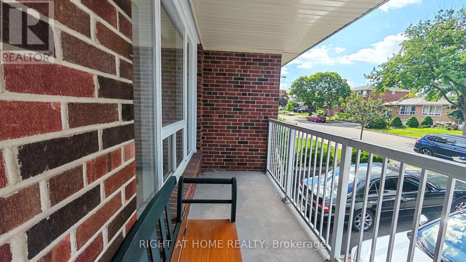 81 Heaslip Terrace, Toronto (Tam O'shanter-Sullivan), Ontario  M1T 1W8 - Photo 12 - E13412670