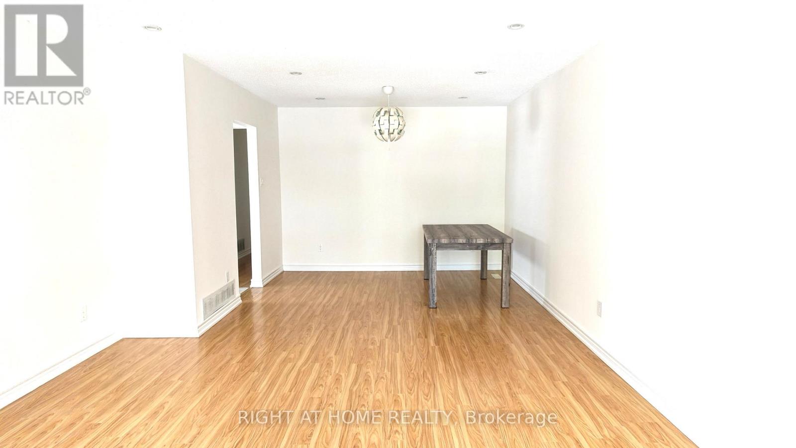81 Heaslip Terrace, Toronto (Tam O'shanter-Sullivan), Ontario  M1T 1W8 - Photo 5 - E13412670