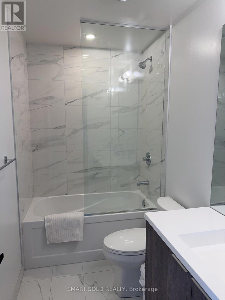 5611 - 8 Interchange Way, Vaughan, Ontario  L4K 0R2 - Photo 14 - N13412632
