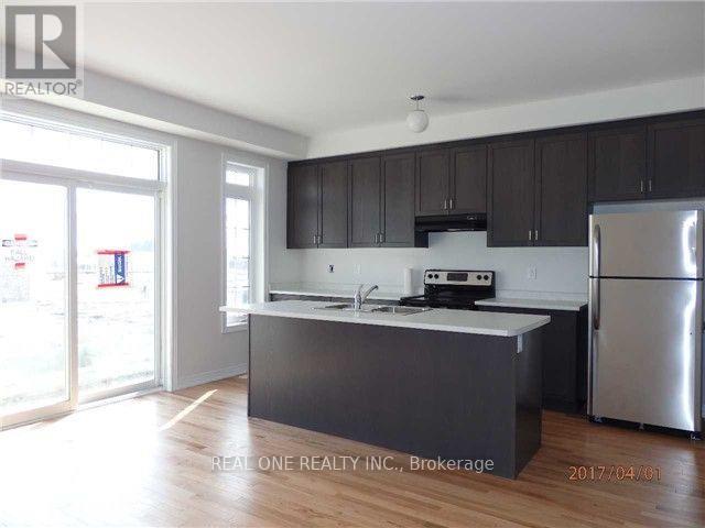115 Beechborough Crescent, East Gwillimbury (Sharon), Ontario  L9N 0N9 - Photo 2 - N13412646