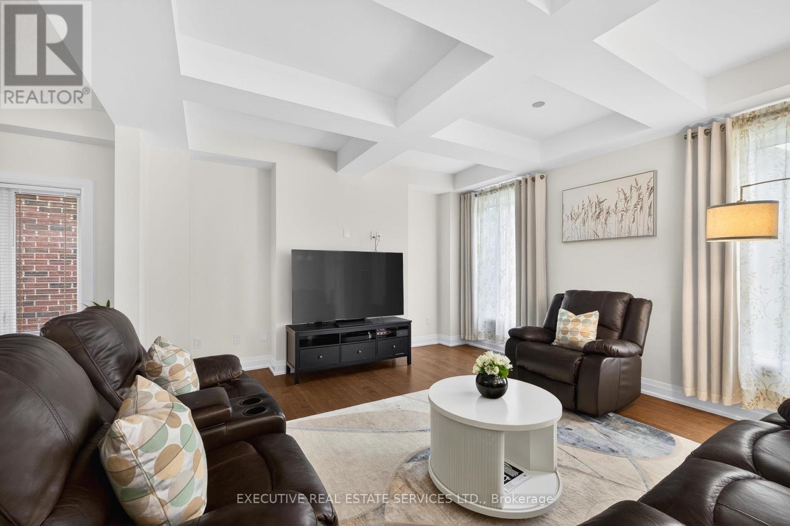 27 Jacob Detweiller Drive, Kitchener, Ontario  N2P 0K7 - Photo 12 - X13412636
