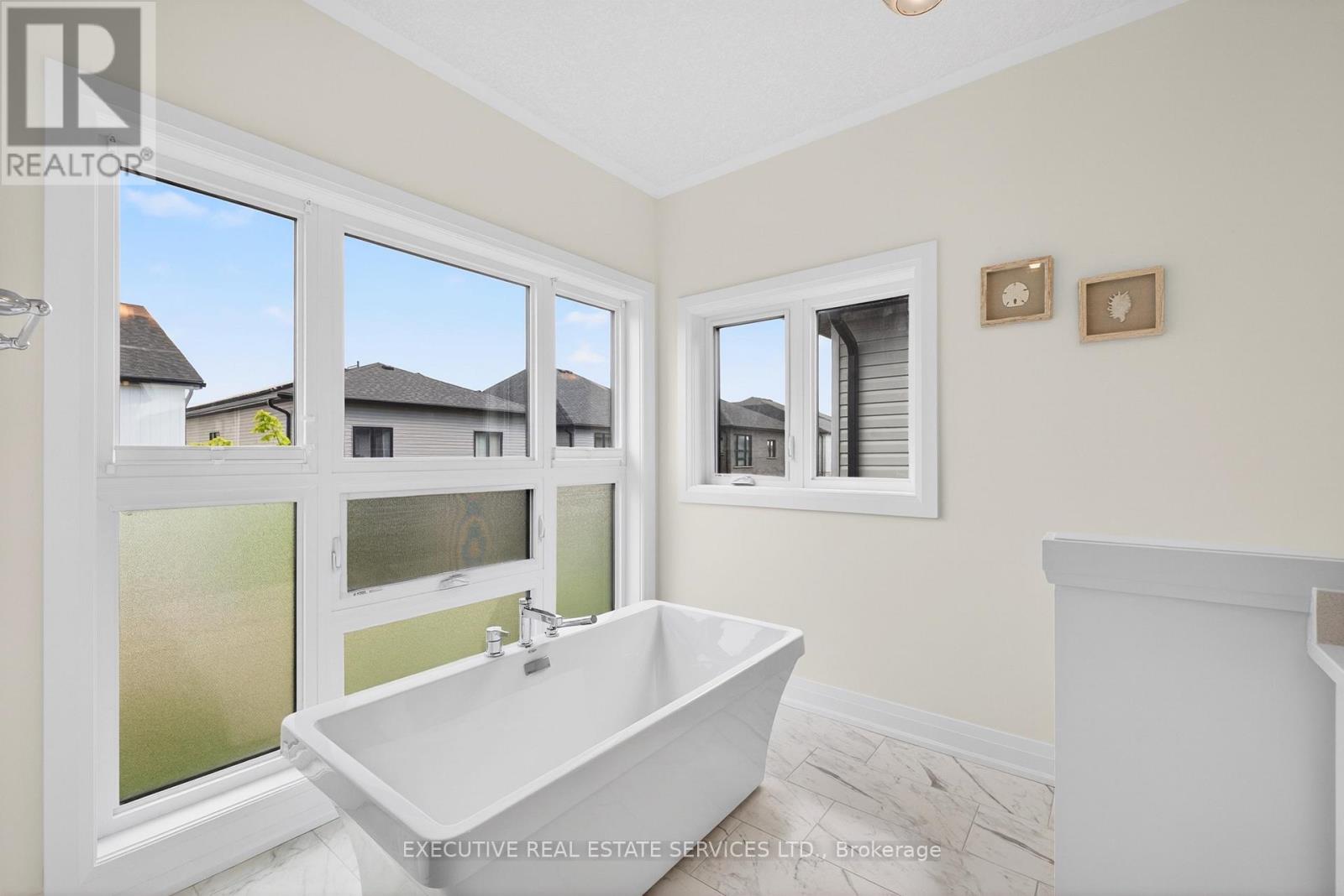 27 Jacob Detweiller Drive, Kitchener, Ontario  N2P 0K7 - Photo 34 - X13412636