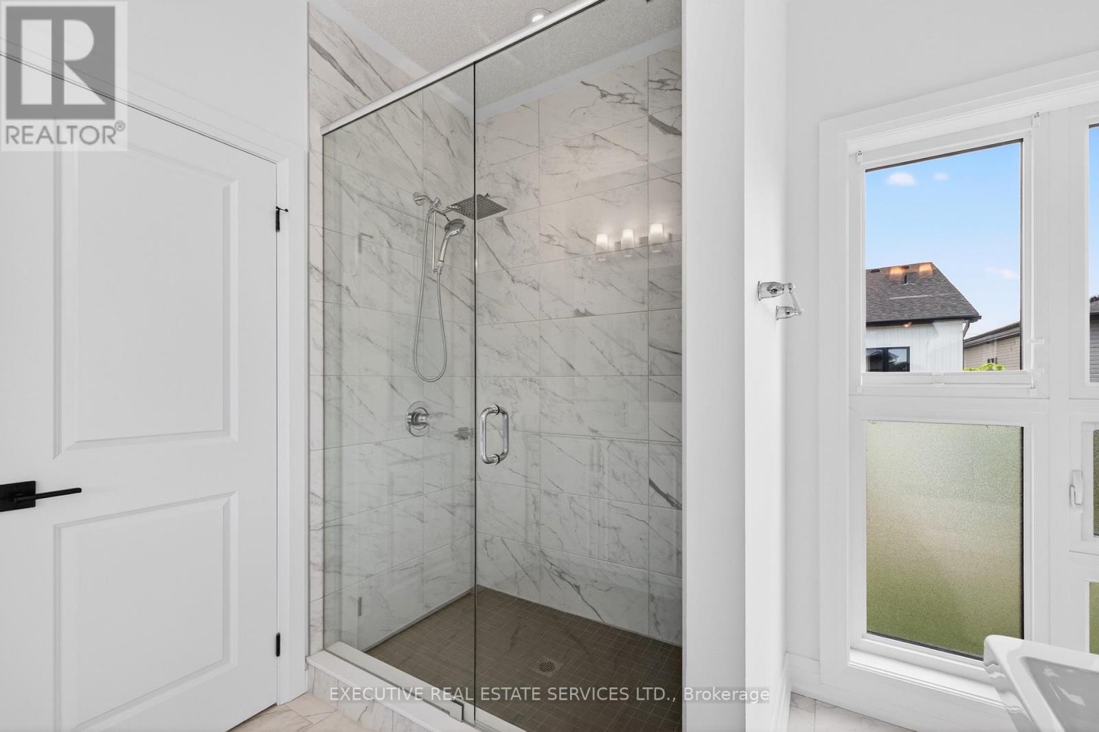 27 Jacob Detweiller Drive, Kitchener, Ontario  N2P 0K7 - Photo 35 - X13412636