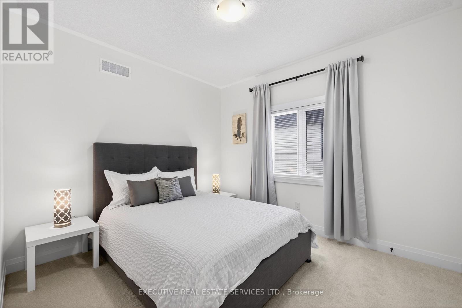 27 Jacob Detweiller Drive, Kitchener, Ontario  N2P 0K7 - Photo 38 - X13412636