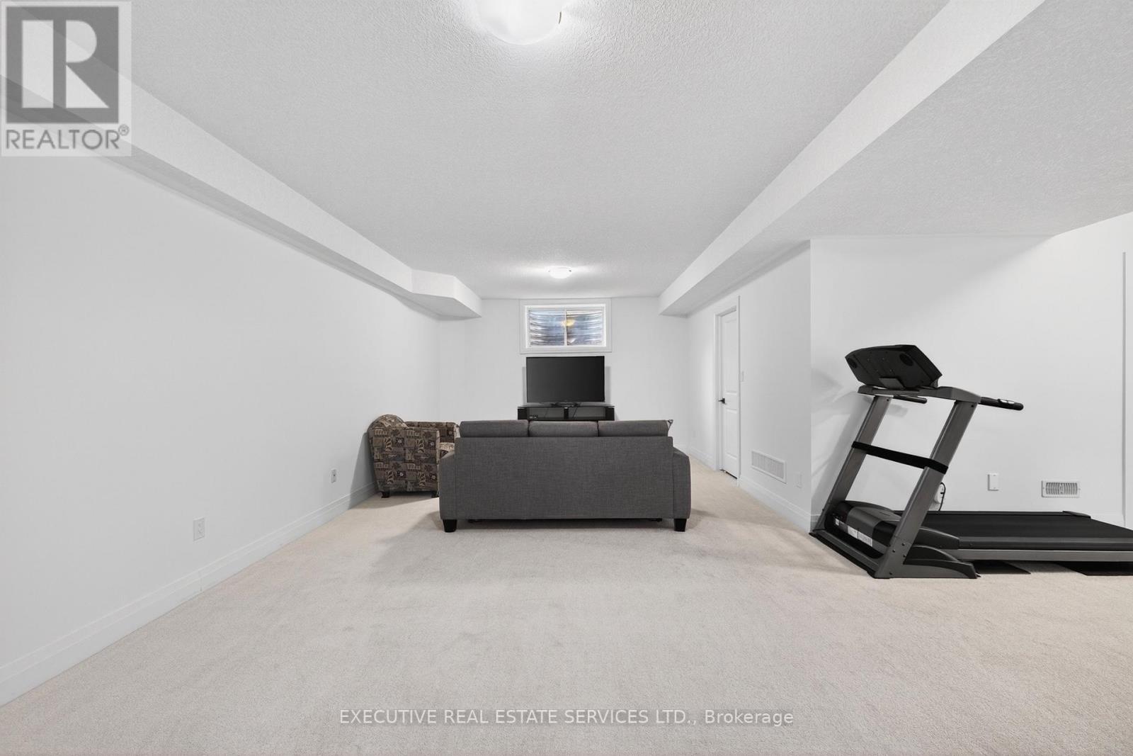 27 Jacob Detweiller Drive, Kitchener, Ontario  N2P 0K7 - Photo 45 - X13412636