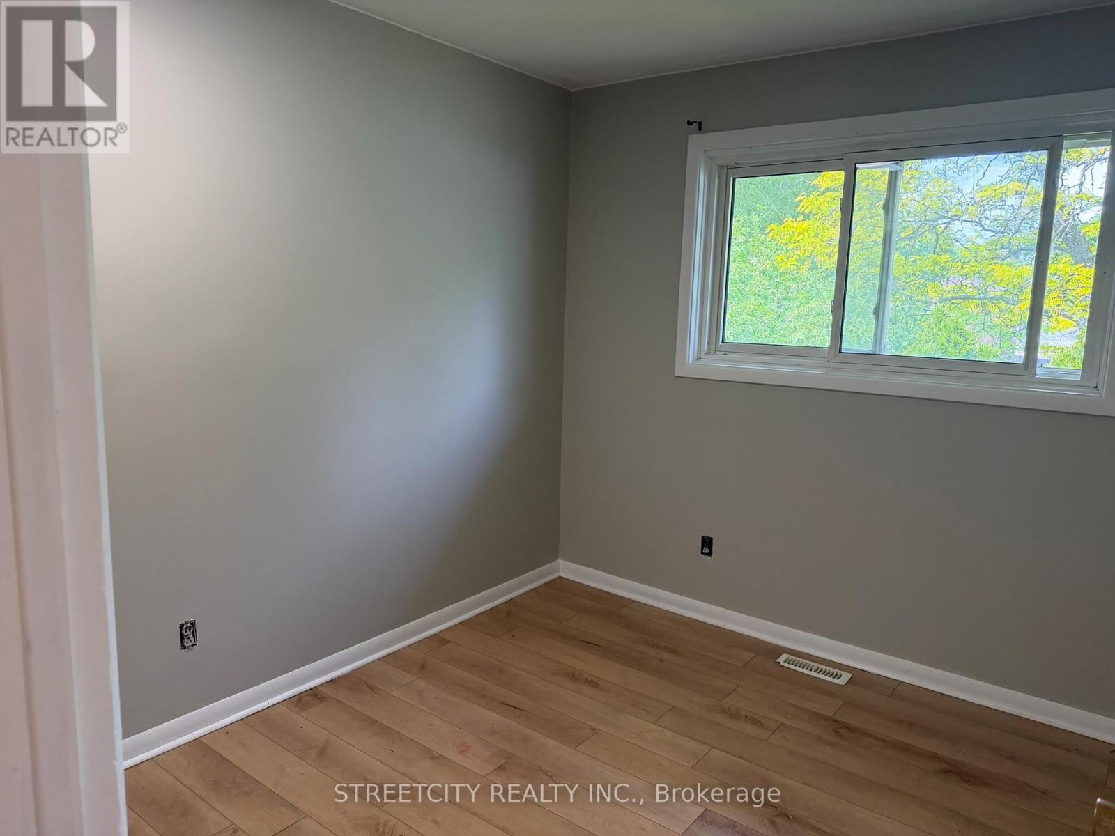 42 Oneida Road, London East (East D), Ontario  N5V 2X1 - Photo 16 - X13412710