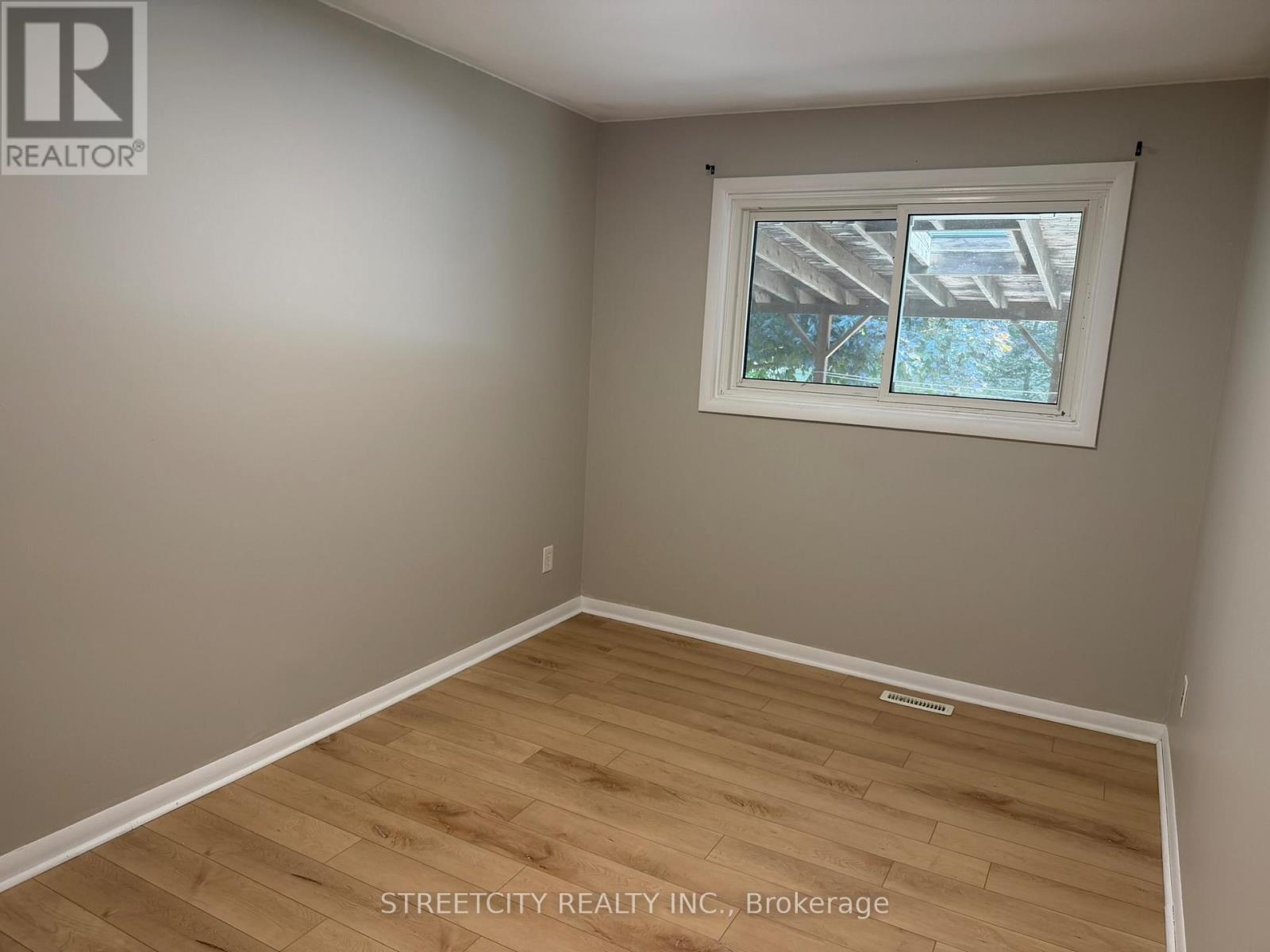 42 Oneida Road, London East (East D), Ontario  N5V 2X1 - Photo 18 - X13412710