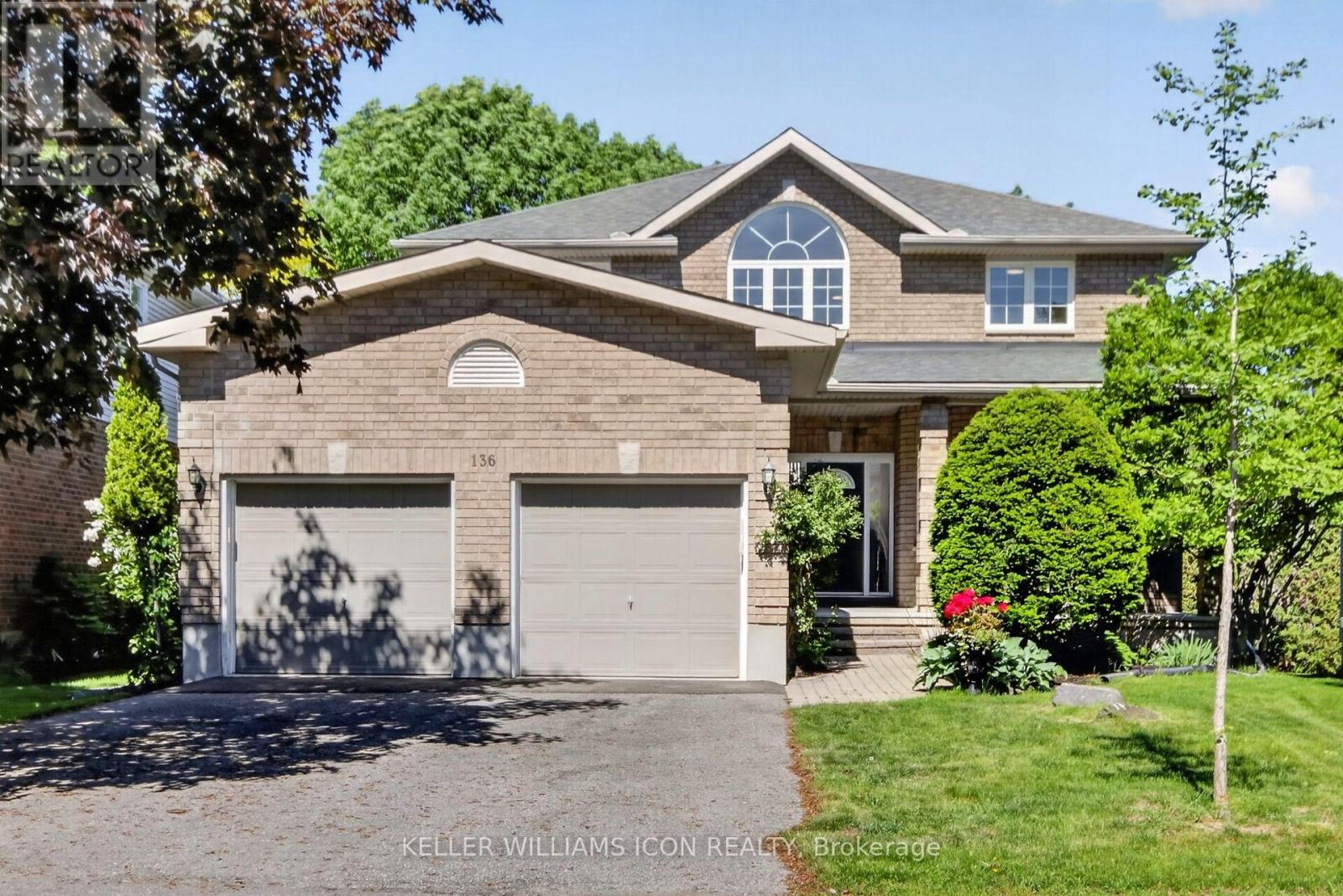 136 SHAUGHNESSY CRESCENT, ottawa, Ontario