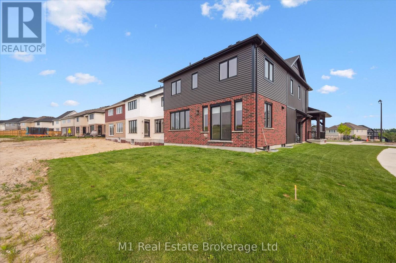 184 Haylock Avenue, Centre Wellington, Ontario  N0B 1S0 - Photo 32 - X13412708